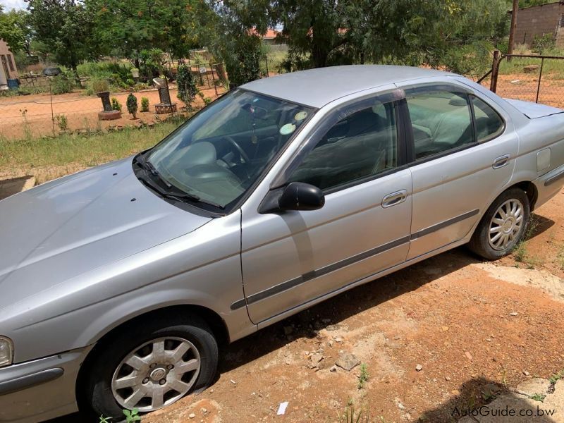 Used Nissan Sunny EX Saloon 2000 Sunny EX Saloon For Sale Palapye