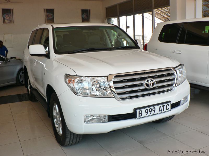 toyota land cruiser 200 series in botswana