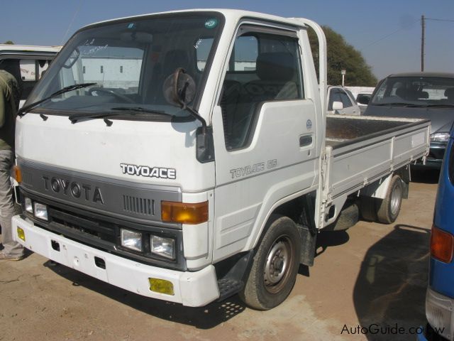 Тойота toyoace 1993