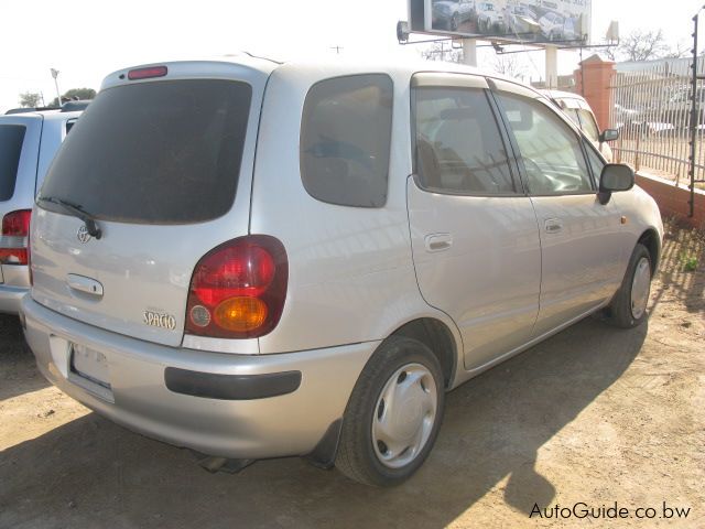 Toyota spacio 1997