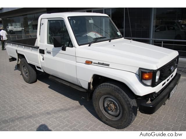 Used Toyota Land Cruiser | 2004 Land Cruiser for sale | Maun Toyota ...