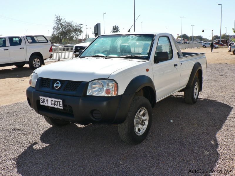 Nissan np300 2010