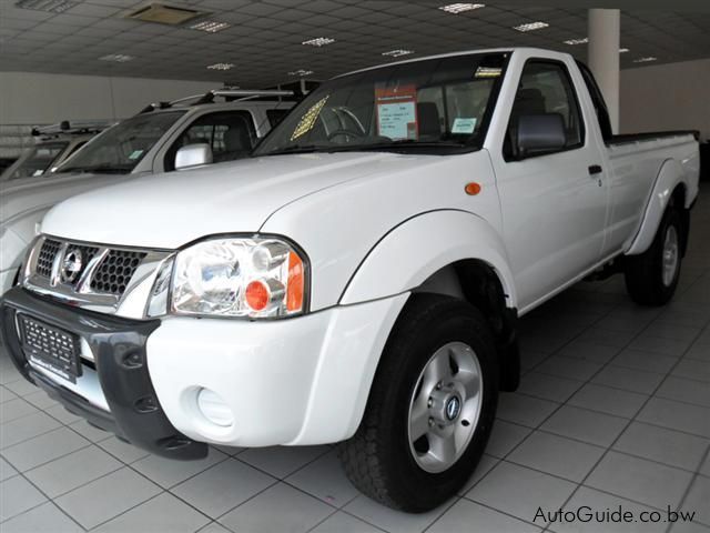 Used Nissan NP300 | 2010 NP300 for sale | Gaborone Nissan NP300 sales ...