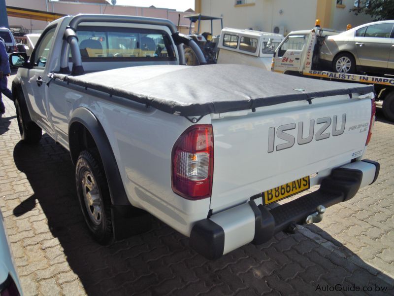 Isuzu le 60