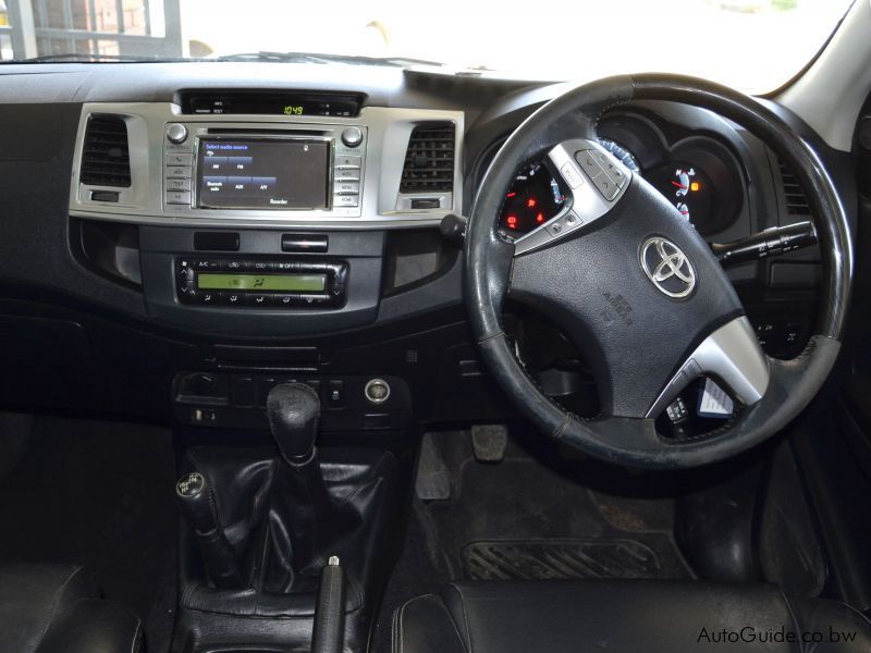 Used Toyota Fortuner D4D | 2013 Fortuner D4D for sale | Tlokweng Toyota ...