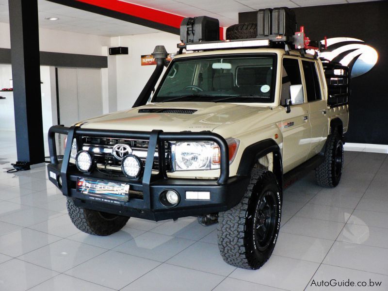 Used Toyota Land Cruiser Lx V8 