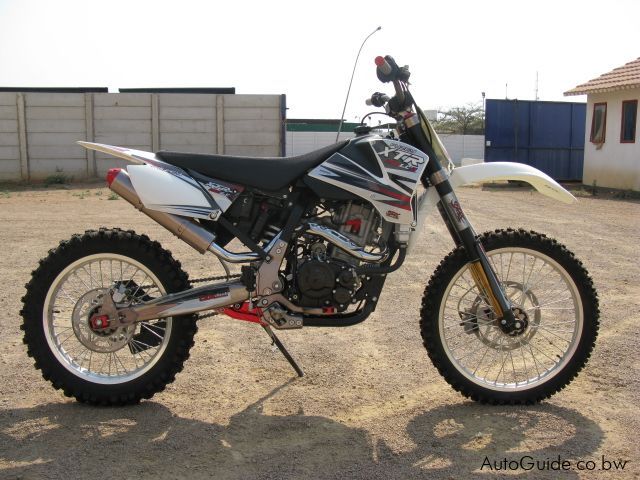 Xtr 250 dirt deals bike