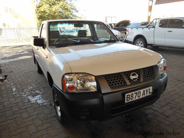 nissan np200 hardbody