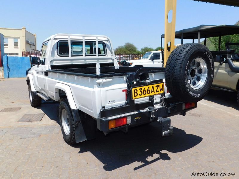 Used Toyota Land Cruiser 