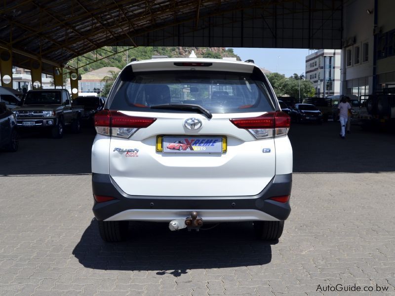 Toyota on sale rush towbar