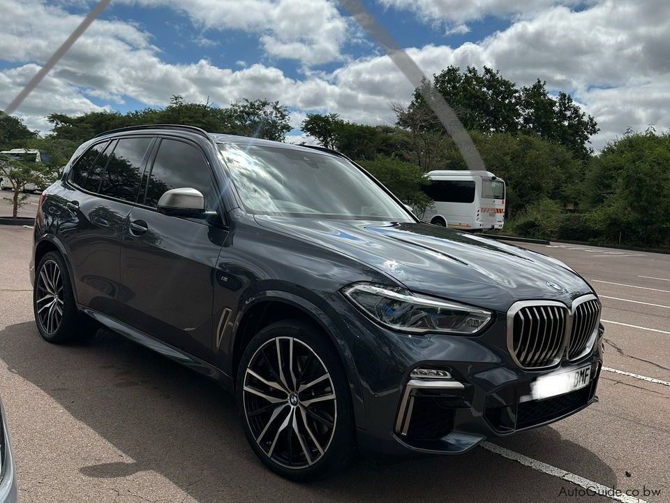 BMW X5 M50i in Botswana