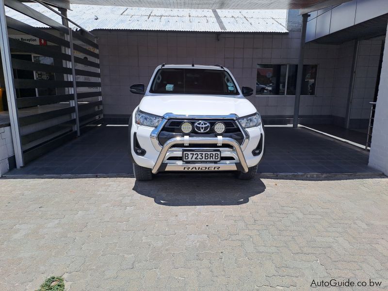 Toyota Hilux 2.4 in Botswana