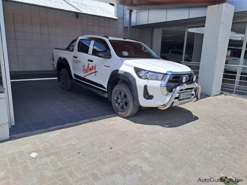 Toyota Hilux 2.4 in Botswana