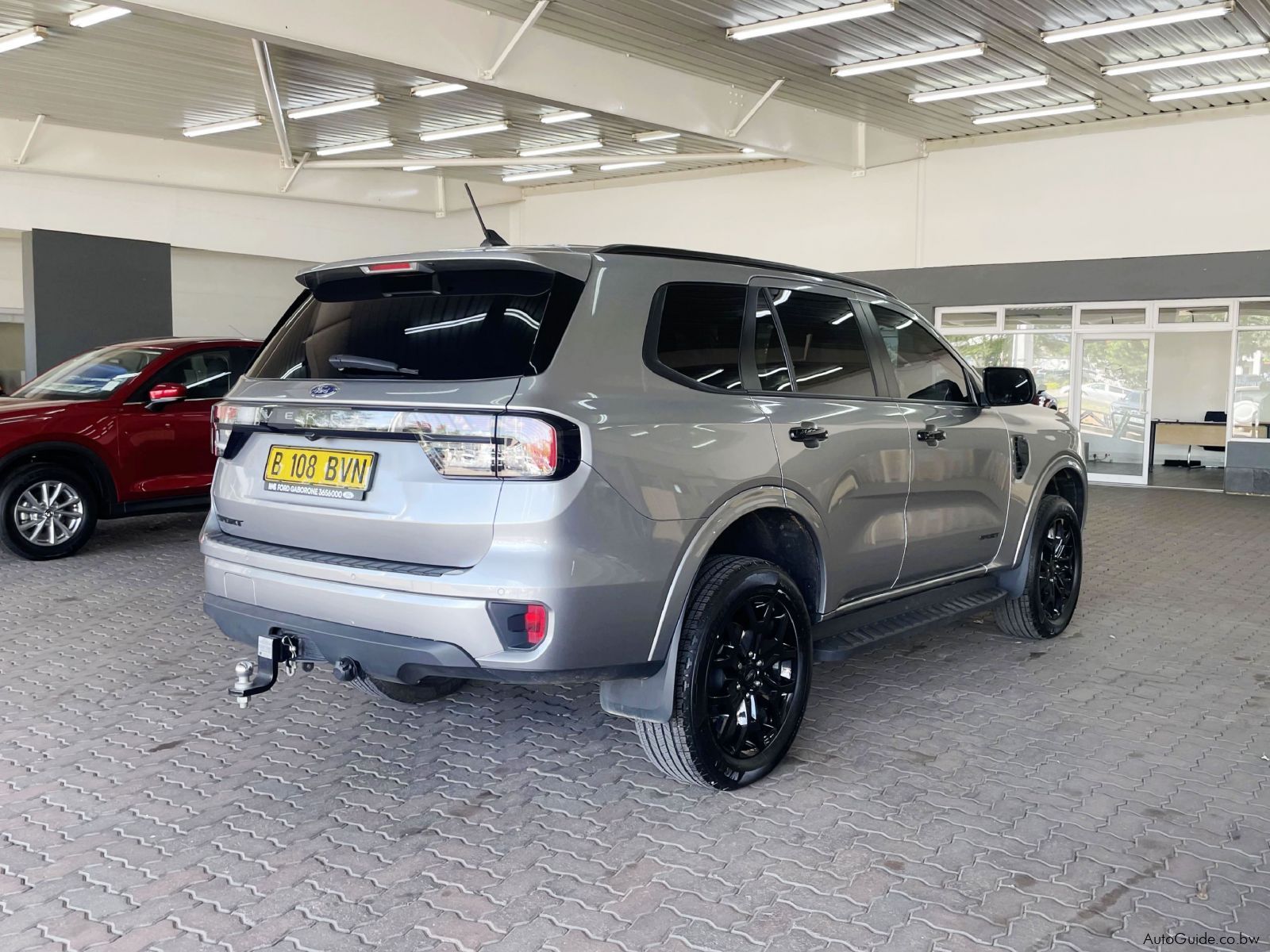 Ford Everest Sport Bi-Turbo in Botswana