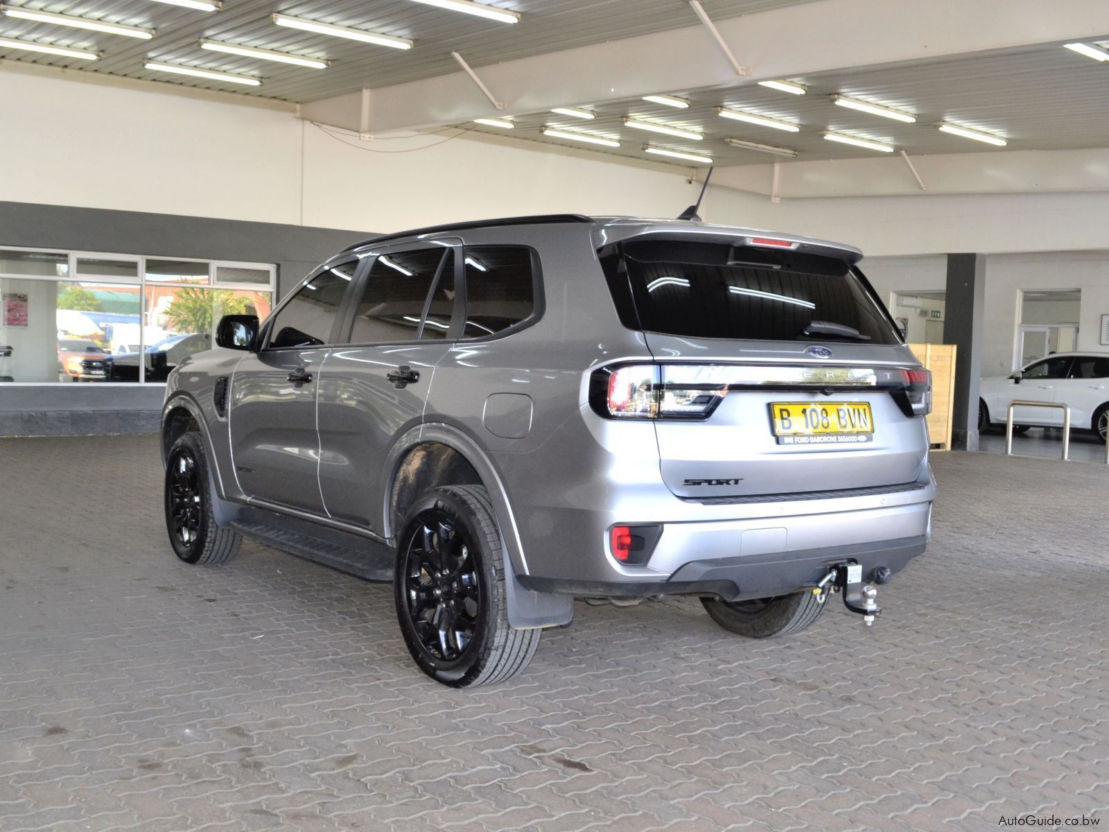 Ford Everest Sport Bi-Turbo in Botswana